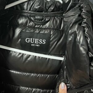 Guess shiny fashionable puffer brand new wore once
